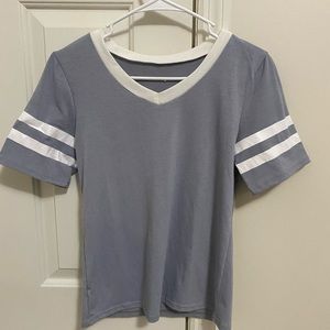 Grey t shirt